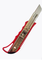 Нож строительный пластиковая рукоять с металлическим фиксатором (лезвие 18мм) PK004