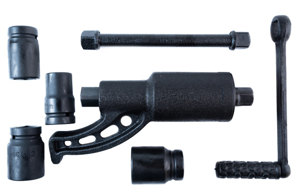 Гайковёрт ручной механический 1:58 4800Нм (4 головки) BARBELL D099