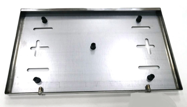Рамка под номерной знак FL8520 (нерж. сталь, квадрат 30х18х1,5см)