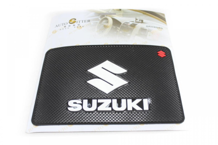 Коврик на панель Suzuki в ассортименте КНР
