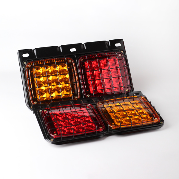 Стоп сигнал двойной, с решеткой, диодный (комплект L/R) 24V (ZC-A-121) LUNARIS