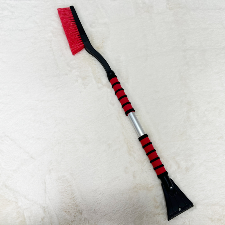 Щетка для снега со скребком "BARBELL" длина 86см, цвет красный IC7568