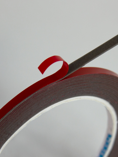 Лента клейкая двухсторонняя красная Премиум (6мм х 5м) RD-6mm-5M ABRO