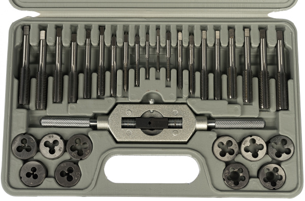 Набор метчиков и плашек MATRIX 77337, 31 предмет (М3-М12)