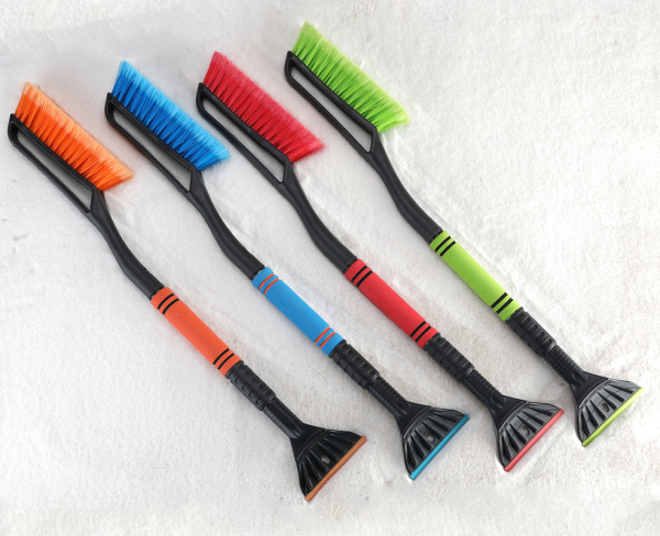 Щетка для снега со скребком, телескопическая 